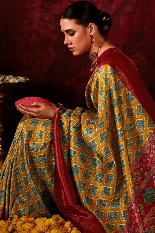 Soft-Silk-Saree-With-Printed-Blouse