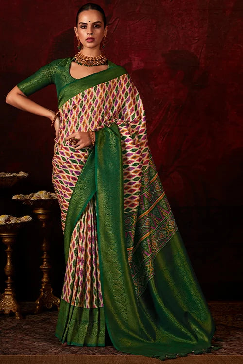 Beautiful Designer Saree With Blouse