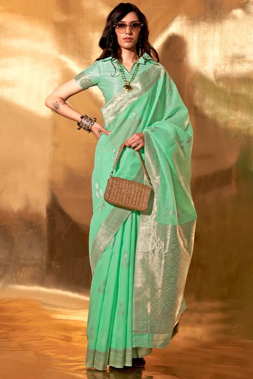 Green-Saree-With-Blouse-Piece