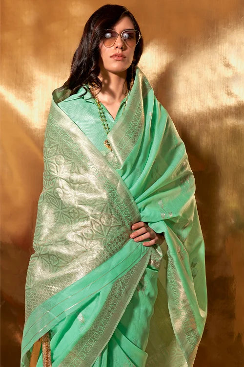 Green-Saree-With-Blouse-Piece