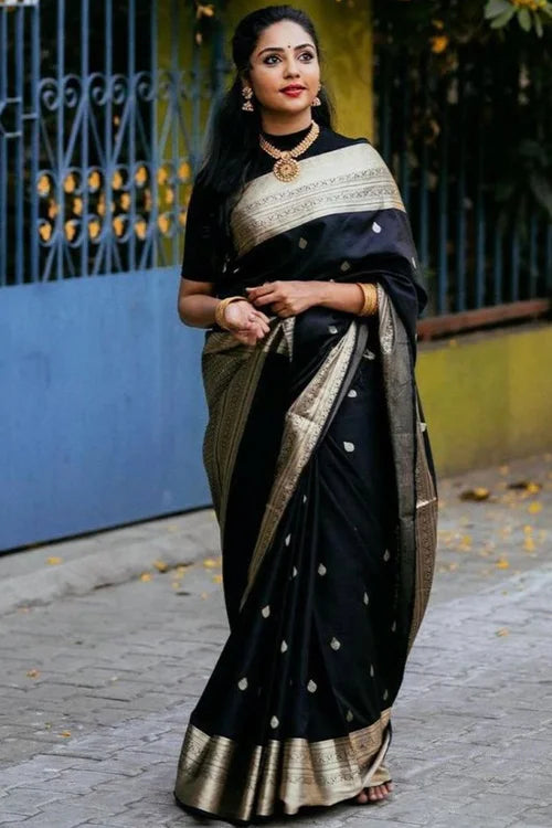 Traditional Kanjivaram Soft Silk Saree For Womens